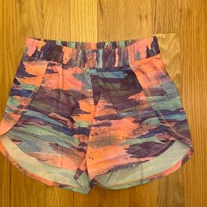 🎨 All-time favorite watercolor All in Motion shorts! 🎨